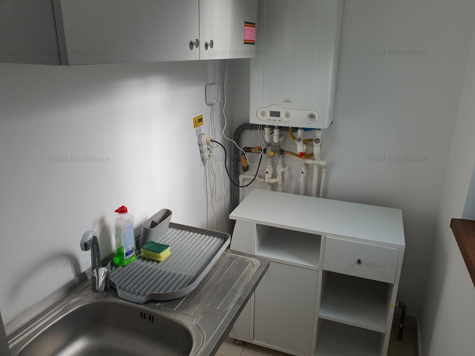 Ultracentral, spatiu BIROURI, parter, 97 mp.