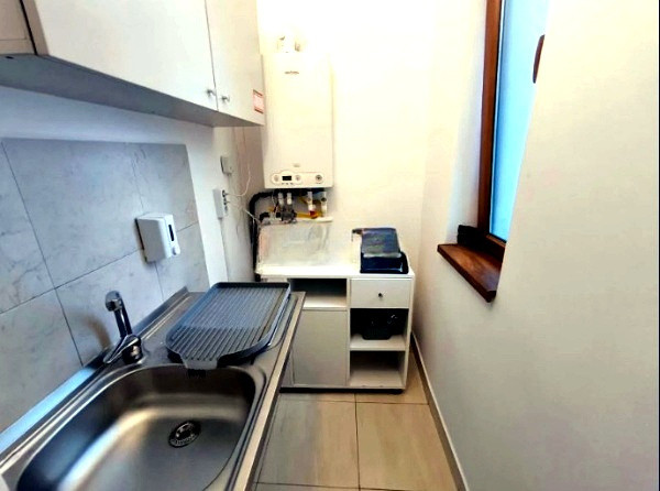 Ultracentral, spatiu BIROURI, parter, 94 mp., 2 locuri parcare