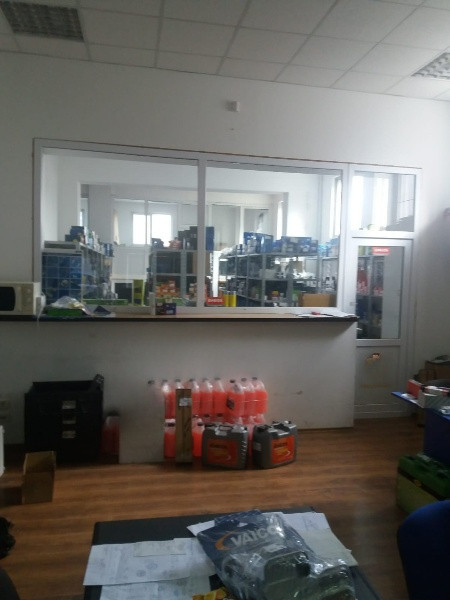 INEL II - Dezrobirii, spatiu comercial, 200 mp., ideal SHOWROOM/PRODUCTIE/BIROU