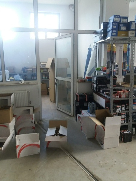 INEL II - Dezrobirii, spatiu comercial, 200 mp., ideal SHOWROOM/PRODUCTIE/BIROU
