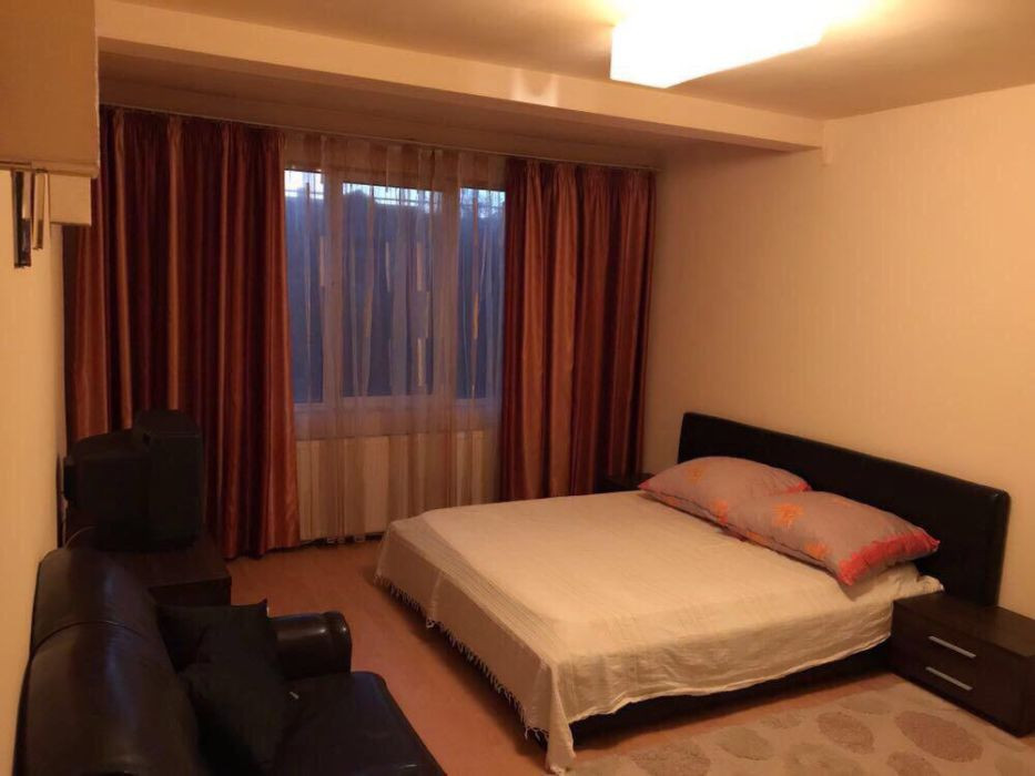 Ovidiu Vile (Sud), imobil D+P+1+M, 6 camere, mobilat, utilat integral