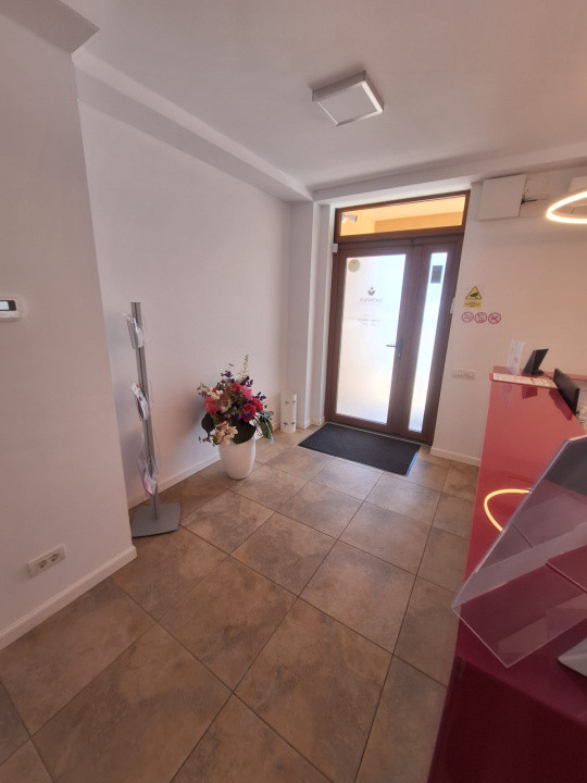 Piata Ovidiu, SPATIU COMERCIAL din constructie, 220 mp., amenajat 2024