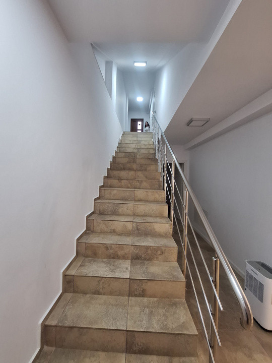 Piata Ovidiu, SPATIU COMERCIAL din constructie, 220 mp., amenajat 2024