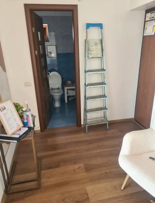Centru -  bd. Mamaia, spatiu ideal birouri, 60 mp., etaj 2