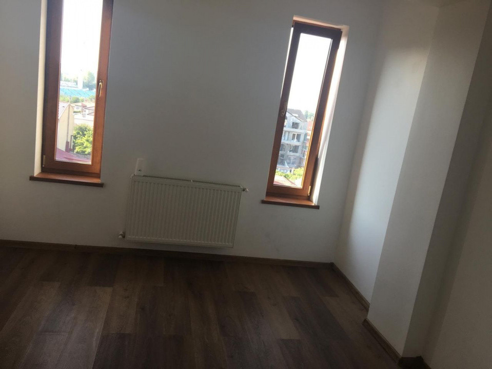 Centru -  bd. Mamaia, spatiu ideal birouri, 60 mp., etaj 2