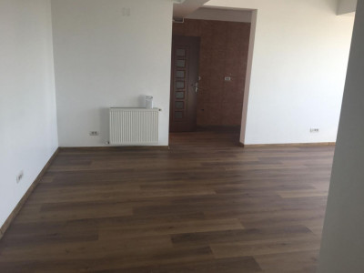 Centru -  bd. Mamaia, spatiu ideal birouri, 60 mp., etaj 2