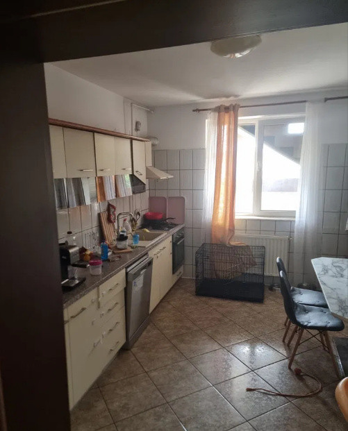 Coiciu, vila P+1, 5 camere
