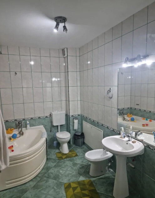 Coiciu, vila P+1, 5 camere