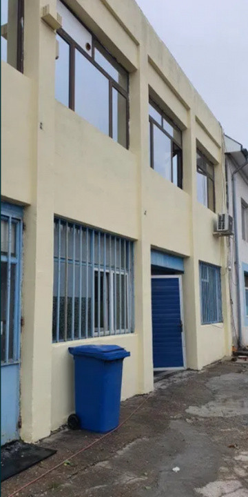 Zona Industriala (Bd. Aurel Vlaicu), hala 300 mp.
