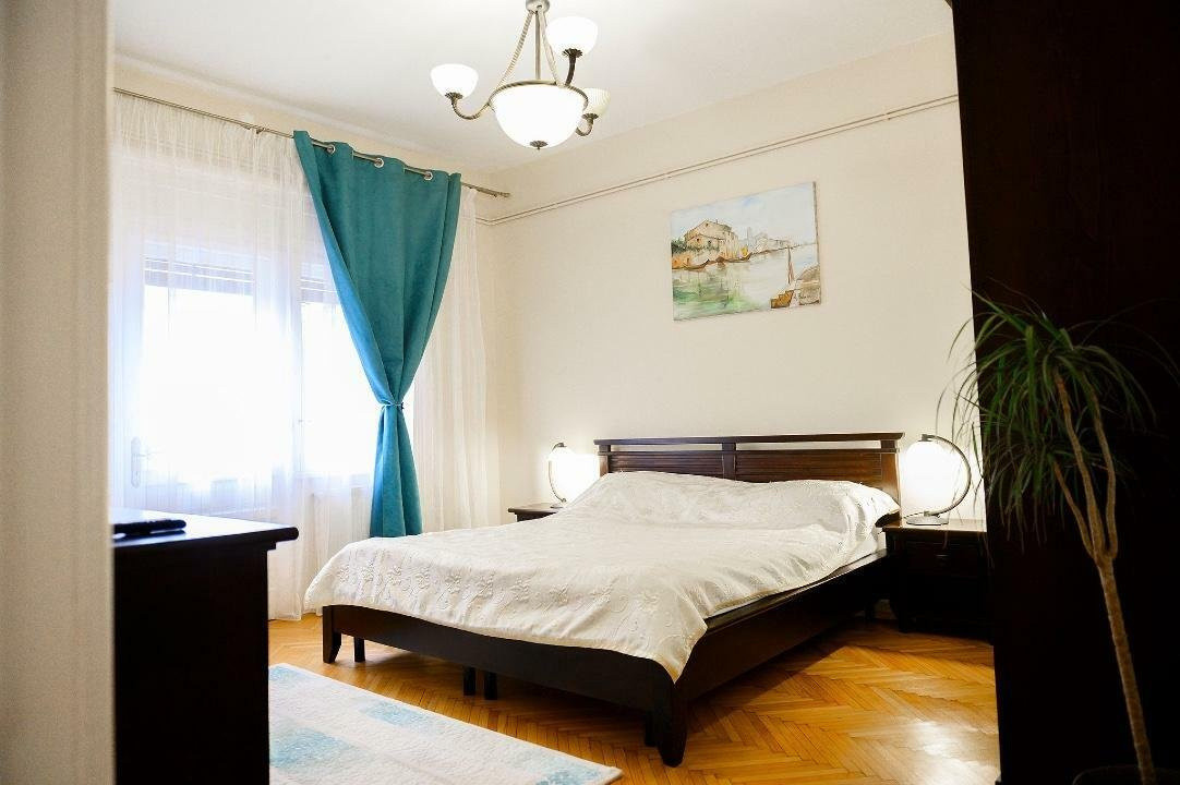 Ultracentral , imobil IDEAL BIROURI, 131 mp.