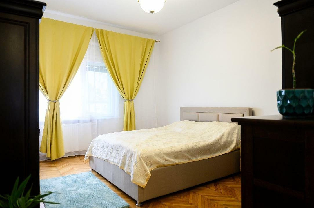 Ultracentral , imobil IDEAL BIROURI, 131 mp.