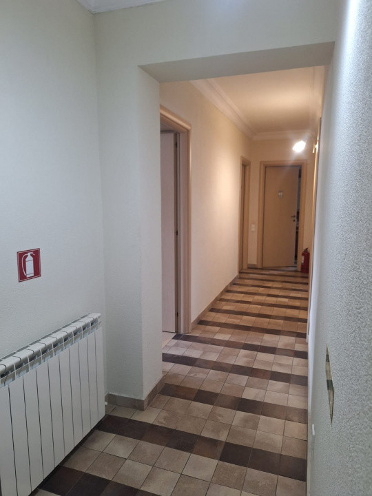 Ultracentral ( Casa Casatoriilor), imobil D+P+1+ M ,  ideal BIROURI, 460 mp.