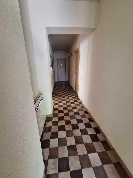 Ultracentral ( Casa Casatoriilor), imobil D+P+1+ M ,  ideal BIROURI, 460 mp.