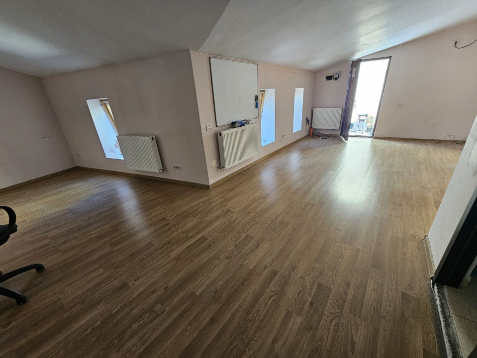 Spațiu ideal birouri, zona centrală  36 mp.