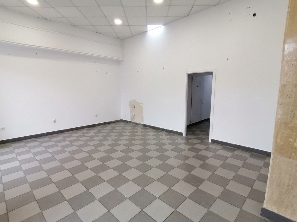Ultracentral - Primarie, spatiu comercial, 90 mp.