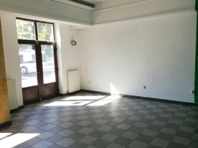 Ultracentral - Primarie, spatiu comercial, 90 mp.