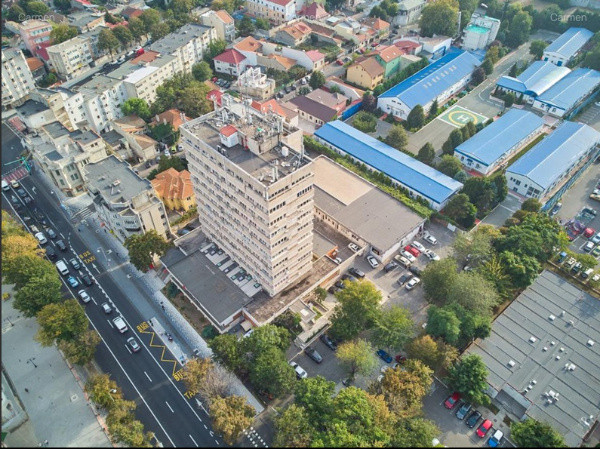 Capitol, spatii birouri 12, 19, 43 mp., UTILITATI INCLUSE
