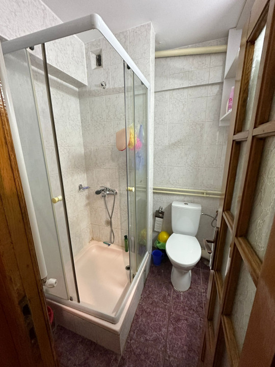 Bd. Mamaia  - Trandafirul, apartament 4 camere, etaj 1