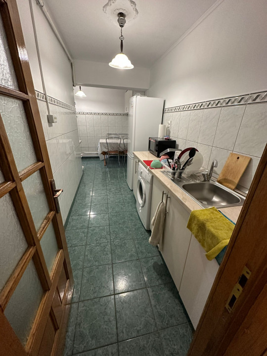 Bd. Mamaia  - Trandafirul, apartament 4 camere, etaj 1
