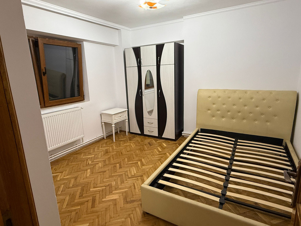 Bd. Mamaia  - Trandafirul, apartament 4 camere, etaj 1
