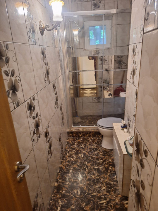 Km. 4-5, apartament 2 camere, etaj 1, liber