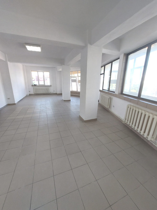 Ultracentral -bd. Mamaia , spatiu IDEAL BIROURI, 130 mp., etaj 1