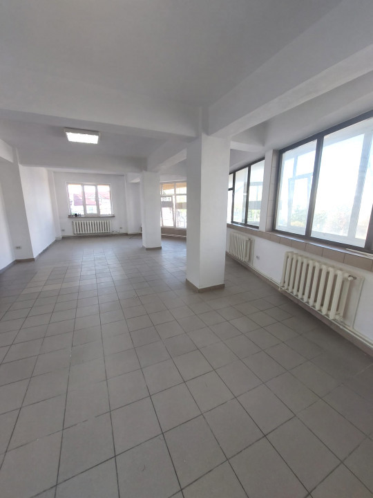 Ultracentral -bd. Mamaia , spatiu IDEAL BIROURI, 130 mp., etaj 1
