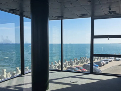 Poarta 1 - Cazino, BIROURI PREMIUM, vedere frontala mare