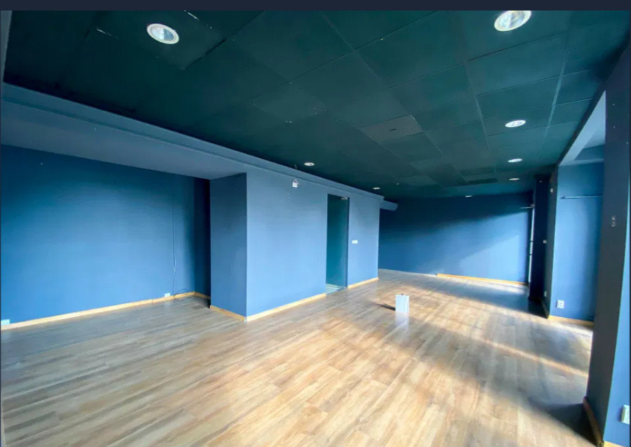 Delfinariu, SPATIU COMERCIAL, 110 mp.