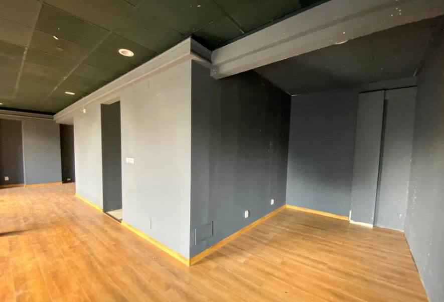 Delfinariu, SPATIU COMERCIAL, 110 mp.