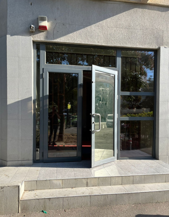 Inel I, SPATIU COMERCIAL din constructie, 142 mp.