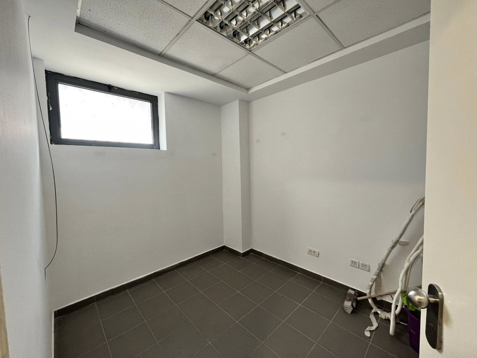 Inel I, SPATIU COMERCIAL din constructie, 142 mp.