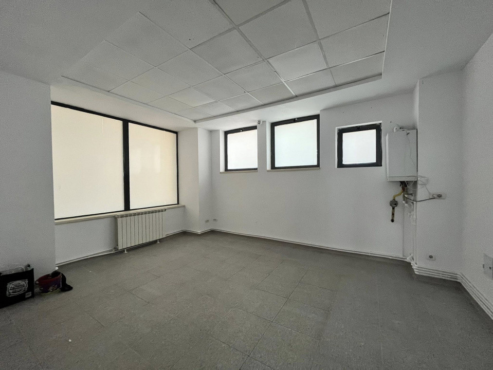Inel I, SPATIU COMERCIAL din constructie, 142 mp.