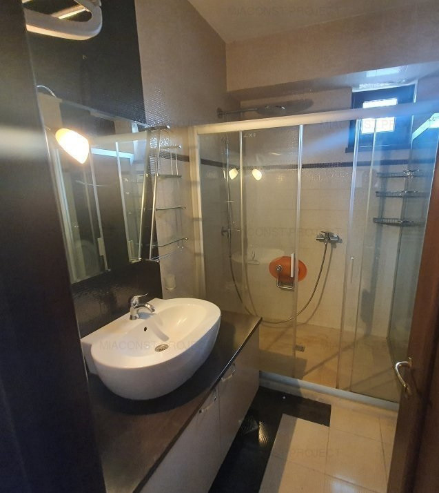 Bd. Mamaia, spatiu IDEAL BIROURI, 185 mp., 4 camere
