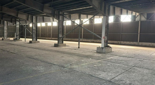 Zona Industriala, hala 2.200 mp.