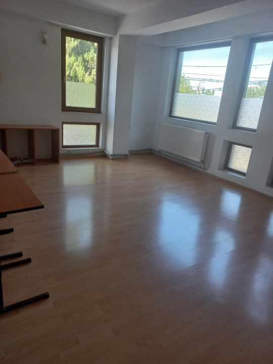 Coiciu - Trocadero, imobil P+1+M, ideal birouri/activitati educationale