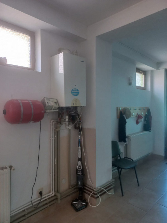 Coiciu - Trocadero, imobil P+1+M, ideal birouri/activitati educationale