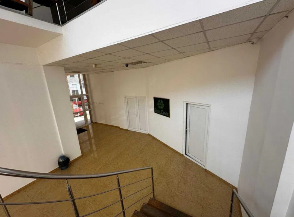 Pod Butelii, cladire comerciala, S+P+1, 672 mp.