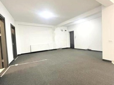 Tomis Nord, spatii IDEAL BIROURI - 80 mp.