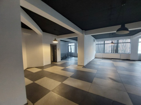 Tomis Nord, spatiu IDEAL BIROURI - 300 mp., finisat 2023