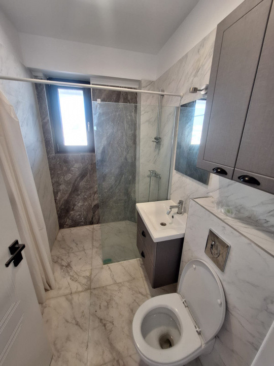 Tomis III , spatii IDEAL BIROURI, 103 mp. , LOC PROPRIU DE PARCARE