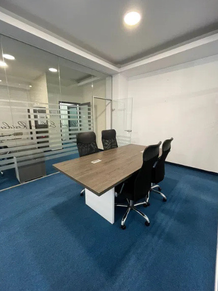 Bd. Mamaia, spatiu birou  70., IDEAL BIROURI, mobilat