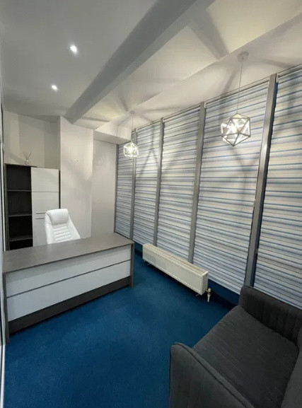 Bd. Mamaia, spatiu birou  70., IDEAL BIROURI, mobilat