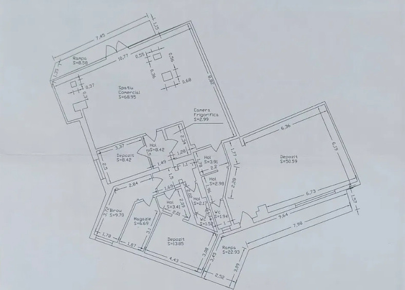 Gara, spatiu comercial din constructie, 218 mp.