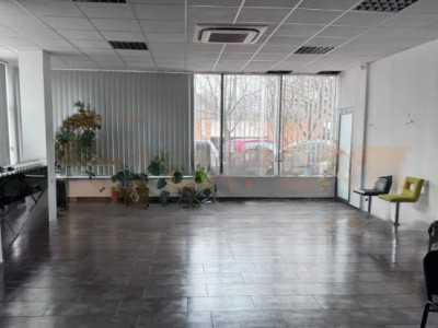 Gara, spatiu comercial din constructie, 218 mp.