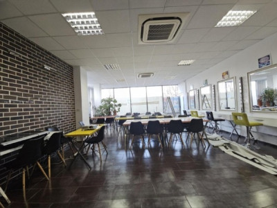 Gara, spatiu comercial din constructie, 218 mp.