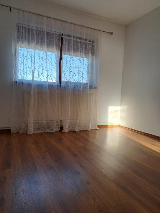 Navodari, 3 camere decomandate, amenajat integral