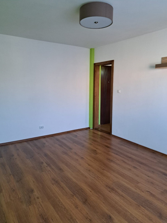 Navodari, 3 camere decomandate, amenajat integral