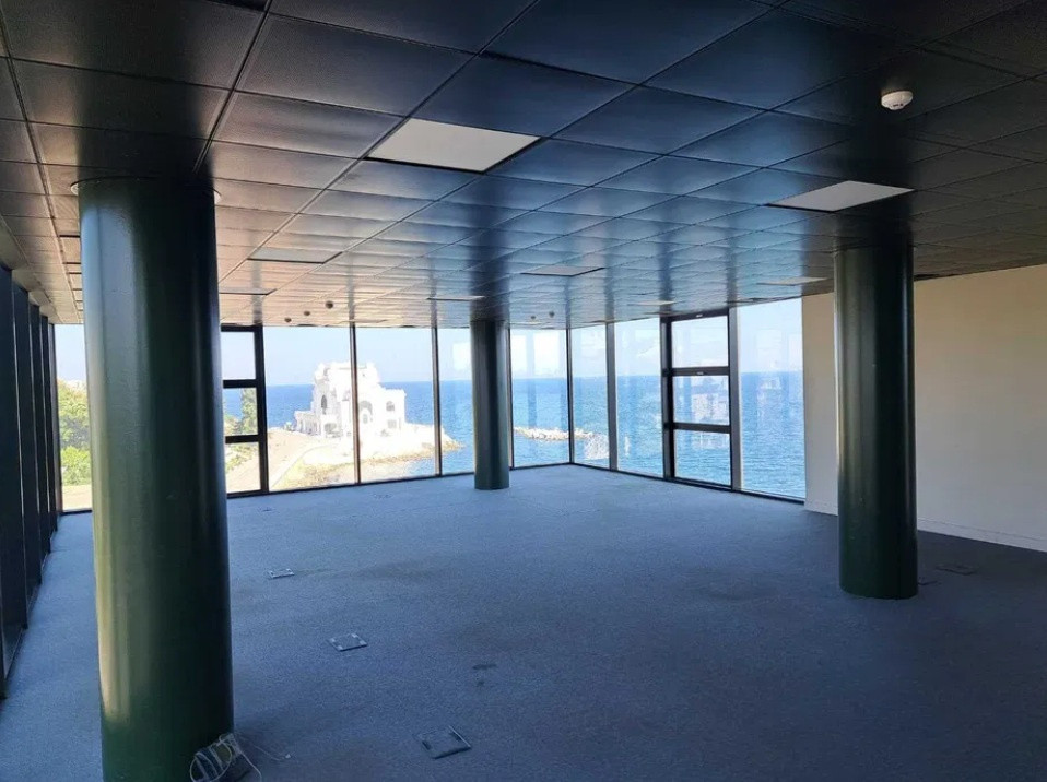 Poarta 1 - Cazino, BIROURI PREMIUM, vedere frontala mare