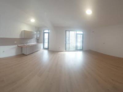 Tomis III , spatii IDEAL BIROURI, 4 camere, constructie 2023, curte proprie